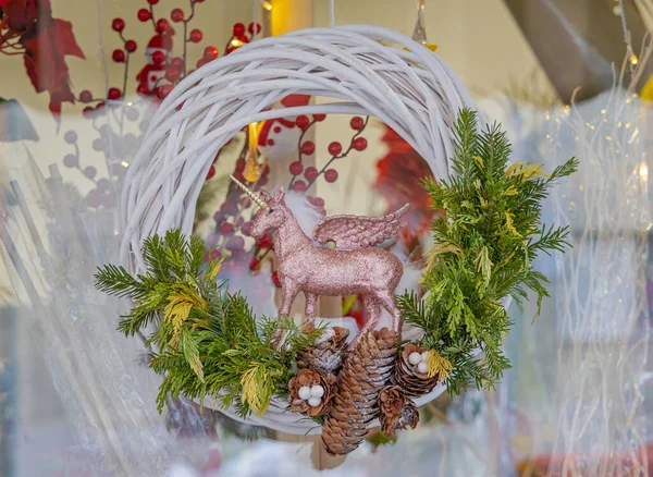 Metallic Unicorn Gold Horn Christmas Wreath Decoration — Stockfoto