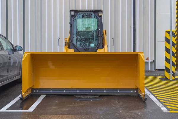 Strait Snow Pusher Front Attachment Loader Machine — Stock Photo, Image