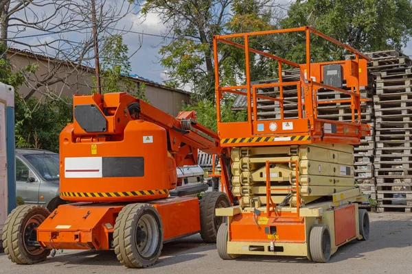 Scissor Lift Elevator Platform Cherry Picker Construction Machine Equipment — Stock Photo, Image