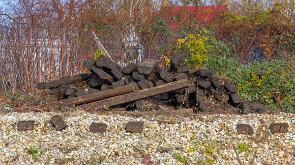 Großer Haufen Alter Eisenbahngleise Holzbänder Ehemalige Eisenbahn — Stockfoto