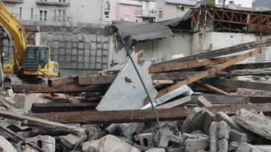 Belgrad, Sırbistan - 02 Aralık 2021: Enkaz Yığını Altında İki Kazıcı Makinesi Yeni Geliştirme Lidl Mağazası.