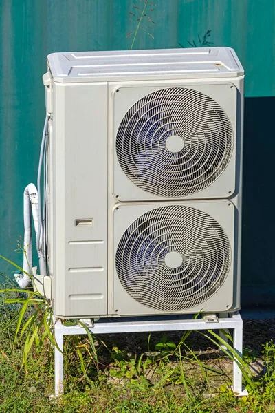 Inverter Luftkonditionering Dubbel Fläkt Extern Hvac Enhet — Stockfoto