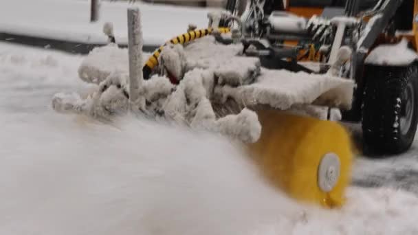 Remoção Neve Maquinaria Escova Poder Inverno Rua Cidade — Vídeo de Stock