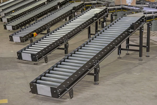 Sorting Gravity Conveyors Roller Lines Distribution Warehouse — Stock Photo, Image