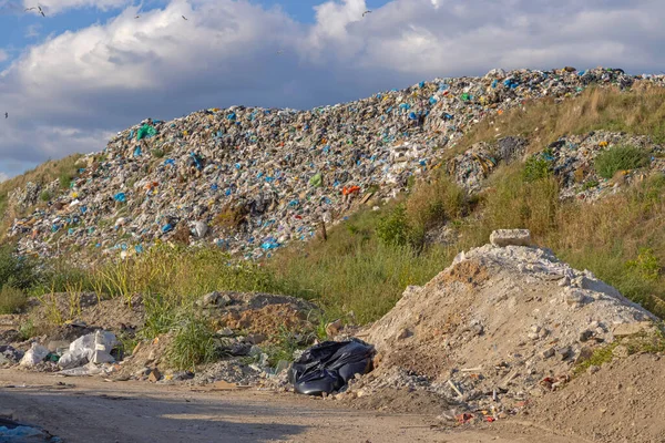 Велика Купа Сміття Dump Site City Landfill — стокове фото