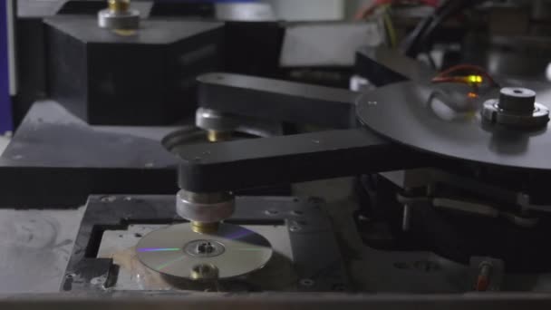 Och Dvd Disc Manufacturing Process Production Machine — Stockvideo