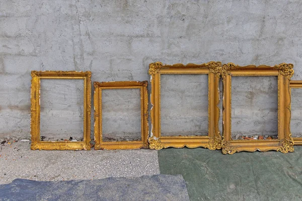 Empty Old Golden Picture Frames Damaged Art — Stock Photo, Image