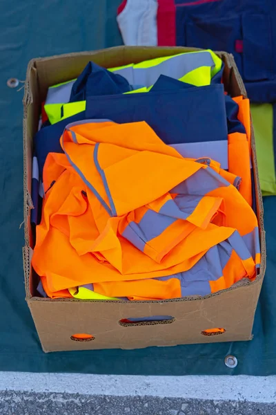 Big Box Orange Safety Vests Protective Work Gear — Stock Photo, Image