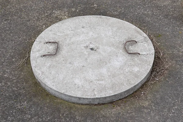 Concrete Lid Cover Underground Septic Tank — стокове фото