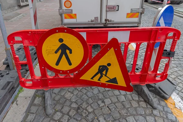 Estrada Funciona Sem Pedestres Barreira Construção City Street — Fotografia de Stock