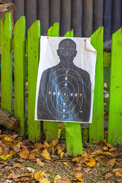 Human Silhouette Paper Gun Range Shooting Target Fence — Stock Photo, Image