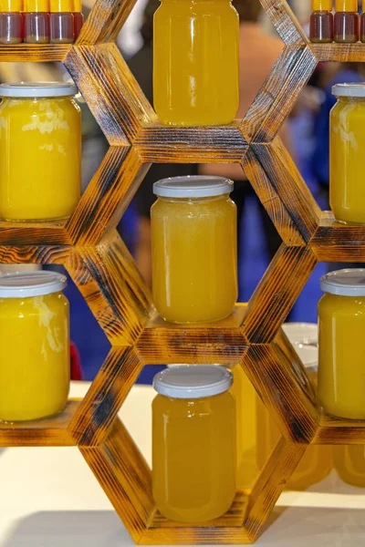 Raw Natural Organic Bee Honey Glasburkar — Stockfoto