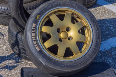 Belgrad, Sırbistan - 11 Eylül 2021: Yarış Amaçlı Yarış Lastiği Michelin.