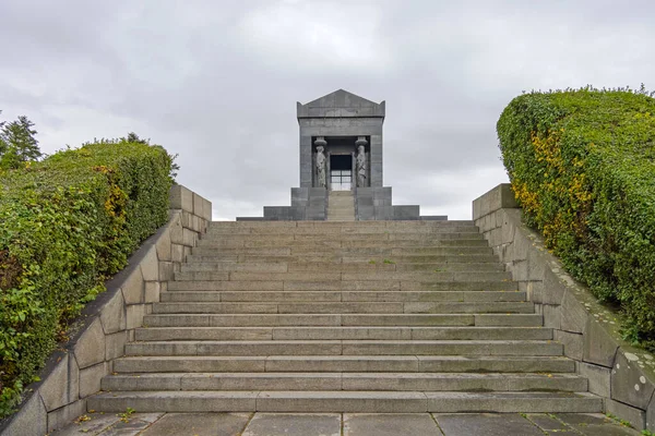 Belgrad Serbien Oktober 2021 Monumentet Till Unknown Hero Toppen Avala — Stockfoto