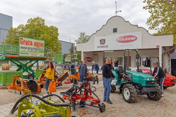 Novi Sad Serbien September 2021 Motoriserade Gräsklippare Odlare Traktorer Goldoni — Stockfoto