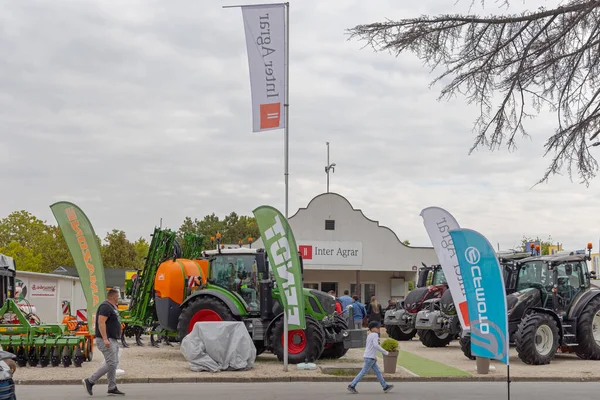 Novi Sad Serbia September 2021 Tractors Fendt Valtra Inter Agrar — 스톡 사진