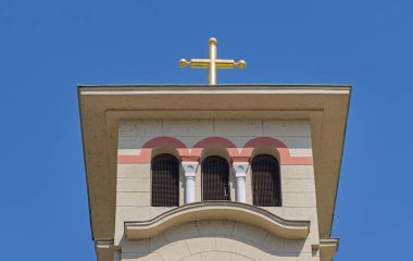 Bell Tower 'daki Altın Haç Kutsal Bakire' nin En İyi Kilisesi