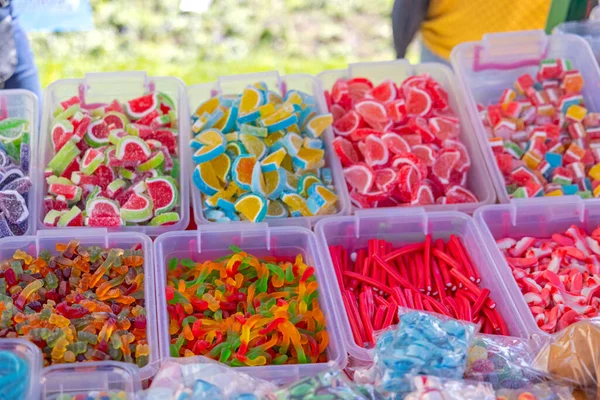 Renkli Jelibon Şekerleri Toplu Kutularda Şekerler — Stok fotoğraf
