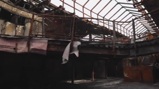 Strip Mall Shopping Centre Gebouw Beschadigde Structuur Brand Pan — Stockvideo