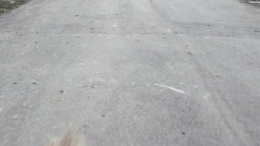 Tarmac Yolu 'ndaki Ön Görünüm Sürücü Aracı
