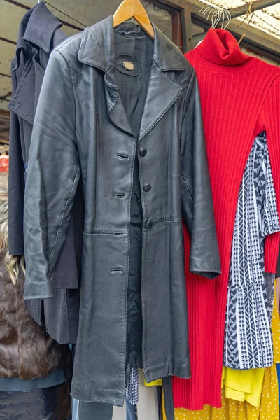 Black Leather Long Coat Hanger Flea Market — Fotografia de Stock