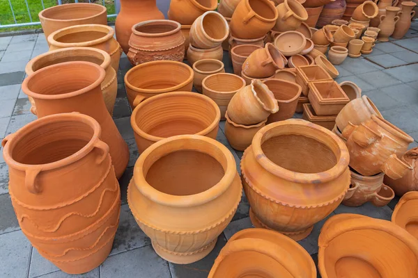 Büyük Toprak Donanım Koleksiyonu Çömlek Sürahileri Terracotta Vazoları