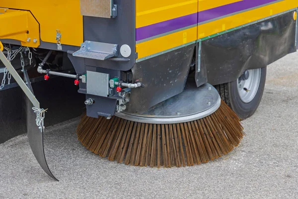 Side Brush Sweeper Machine Cleaning Road Surface — ストック写真