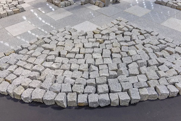 Superfície Áspera Cobblestones Cinzento Granito Blocos Material Canteiro Obras — Fotografia de Stock