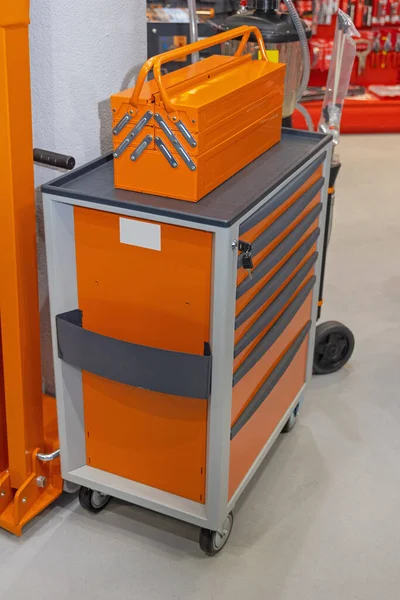 Retro Style Orange Toolbox Dźwigniami Skrzyni Narzędziowej — Zdjęcie stockowe