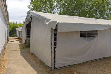 Gösteri Olayında Atlar için Geçici Sabit Kubbe Yapısı