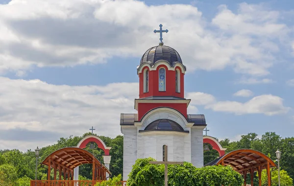 Eglise Orthodoxe Serbe Des Nouveaux Martyrs Kragujevac Dans Parc Sumarice — Photo
