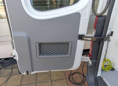 Kamp Kapısında Elastik Depolama Ağı Düzenleyicisi