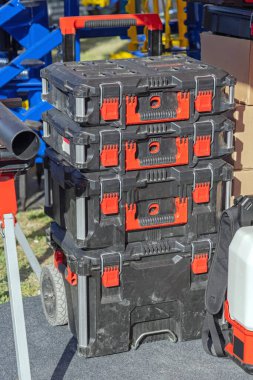 Yığınlanabilir Çoklu Araç Kutusu Düzenleyici Yuvarlanan Araç