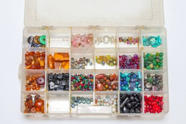 Gemstones Mücevher Malzemeleri Organizatör Alet Kutusu Tepsisinde