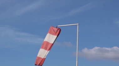 Windsock Cone Tube Guide to Wind Speed and Direction Vane