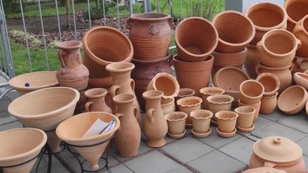 New Pottery Ceramic Clay Jugs Pots Vases Jars Variety Pan — 图库视频影像