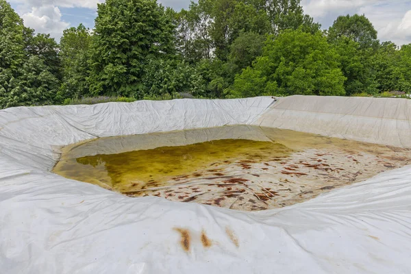 Low Water Level Polyethylene Lined Tank Empty Storage Reservoir Farm — Stock Fotó