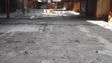 Cehennem Yangınından Sonra Yapısal Hasar Binası Yıkıldı