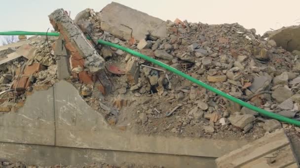 Driving Debris Collapsed Houses Buildings Ruins — Vídeo de Stock