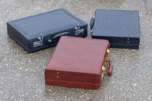 Three Business Leather Attache Briefcases Wet Street Rainy Day — Fotografia de Stock