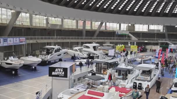 Belgrado Servië April 2022 Jachten Speedboten Nautische Show Tentoonstelling Fair — Stockvideo
