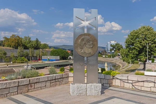 Nis Serbia August 2022 Monument Constantine Great River Nisava City — Stok fotoğraf