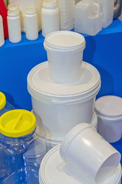 New White Plastic Buckets Lids Various Capacity — ストック写真