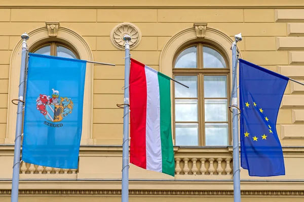 Szeged Hungria Julho 2022 Cidade Brasão Armas País Húngaro Bandeiras — Fotografia de Stock