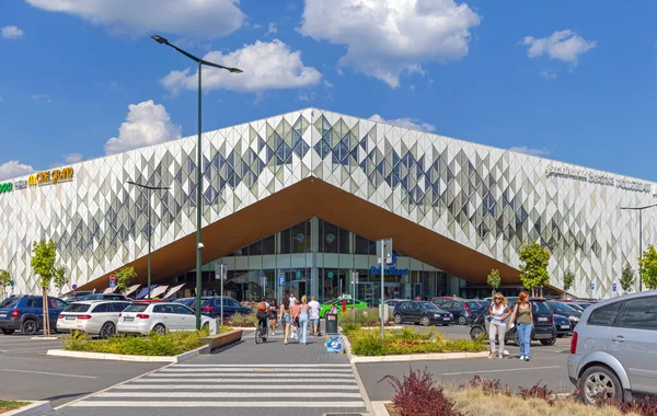 Nis Serbia August 2022 Entrance New Modern Shopping Mall Delta — Stockfoto