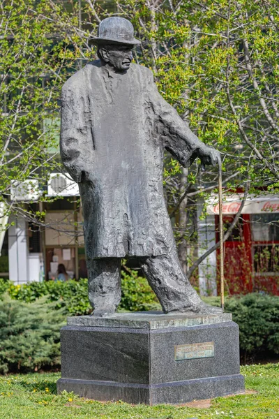 Belgrado Serbia Abril 2021 Estatua Bronce Del Escritor Branislav Nusic —  Fotos de Stock