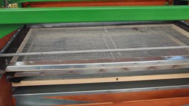 Çiftlik Gıda Üretimi İçin Titreşimli Makine Kutusu