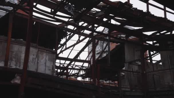 Strip Mall Köpcentrum Strukturella Skador Efter Inferno Fire Pan — Stockvideo