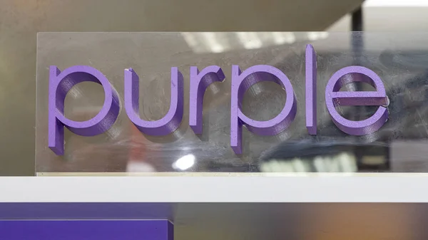 Purple Γράμματα Υπογράψει Διαφανές Φόντο — Φωτογραφία Αρχείου