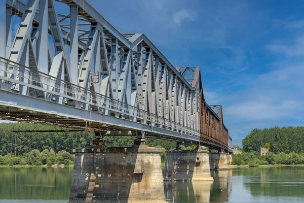 Old Rusty Metal Railway Bridge Stone Columns River Sava — Foto de Stock